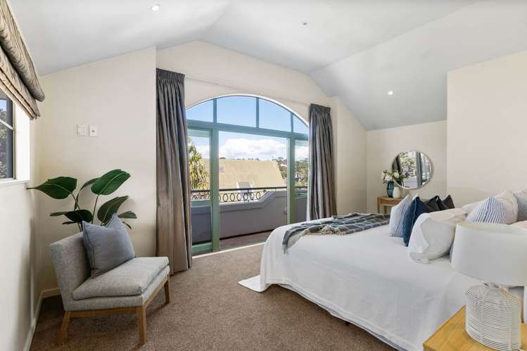 492 Beach Road Murrays Bay_25