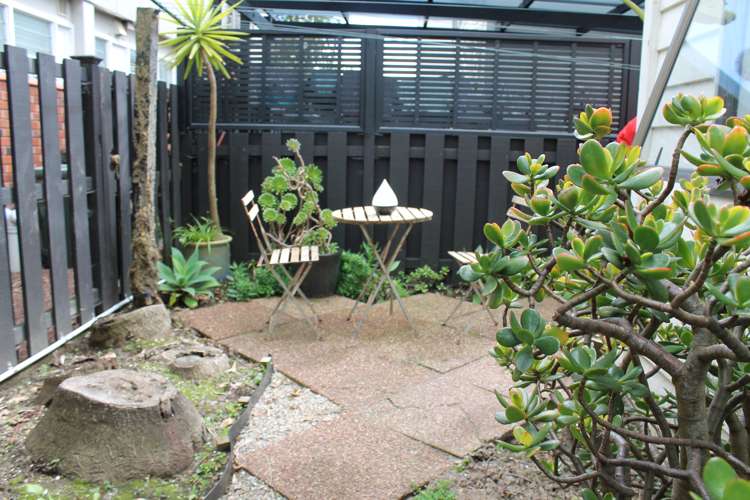 2/3 Sage Road Kohimarama_13