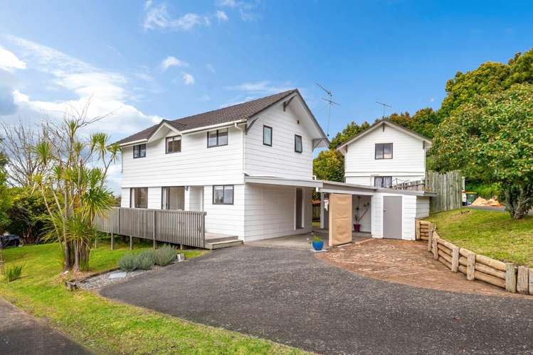1/70 Ayton Drive Totara Vale_30