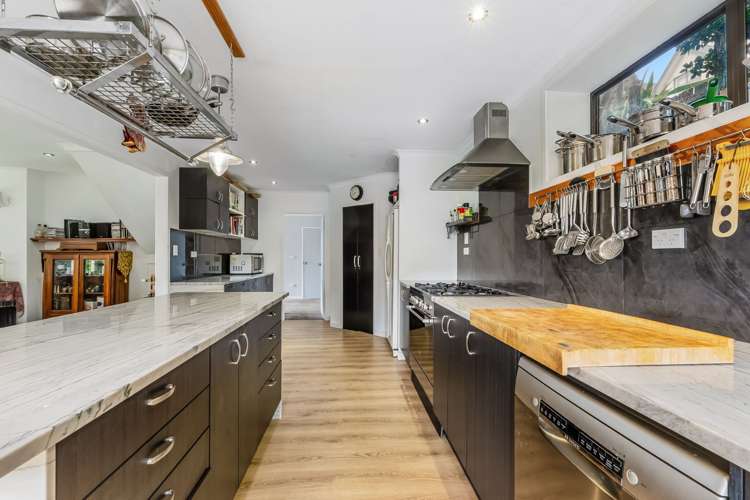 1/1 Sharon Road Browns Bay_5