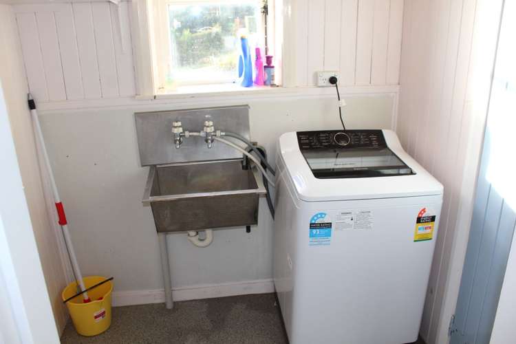 20 Church Street Green Island_17