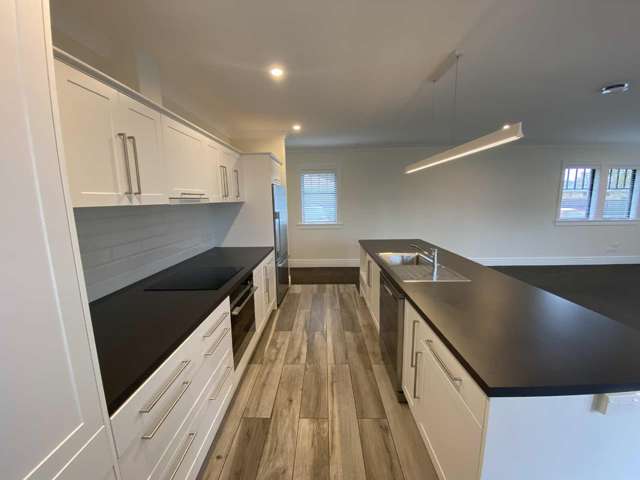 18A Charlesworth Street Woolston_2