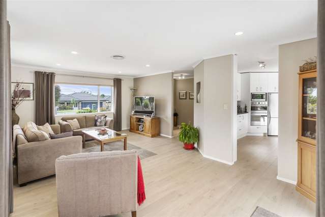 26 Chesterfield Way Orewa_3