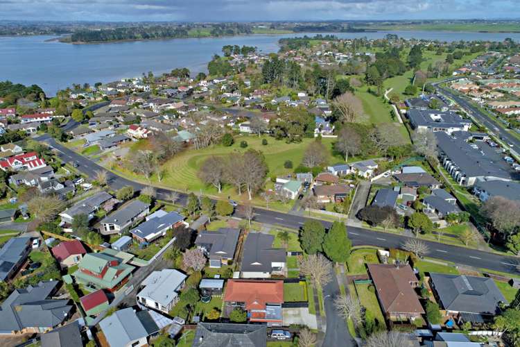 3 Prestwick Place Wattle Downs_16