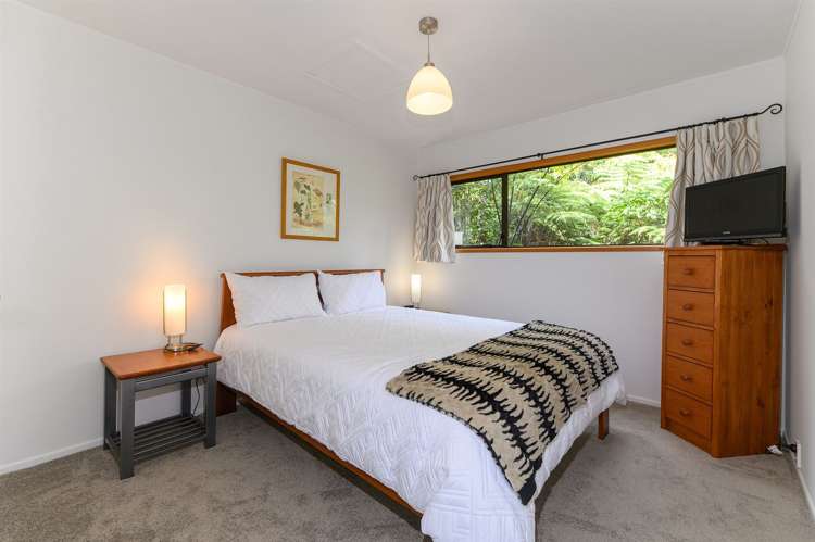 2/57 Pupuke Road Birkenhead_9