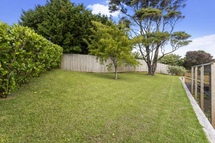 2 Foothills Lane Glen Eden_19