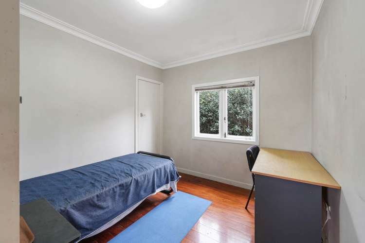 27 Seabrook Avenue New Lynn_16