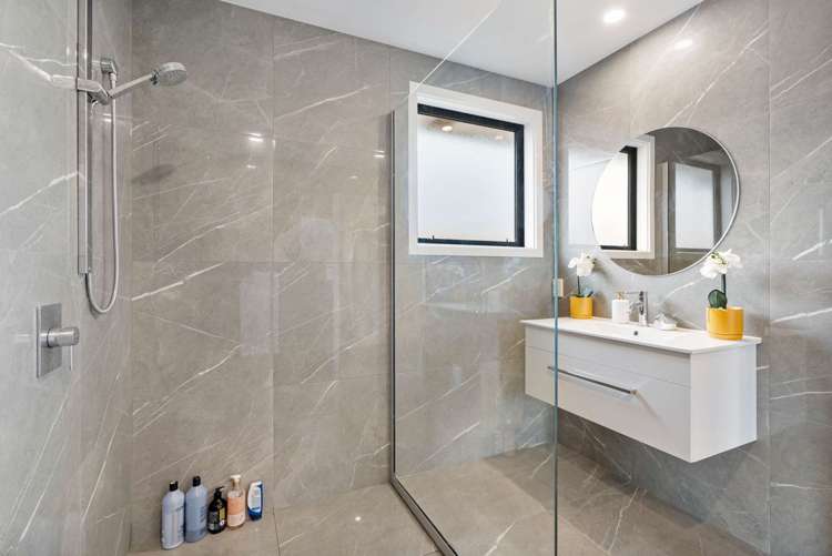 60 Oaks Drive Lincoln_16