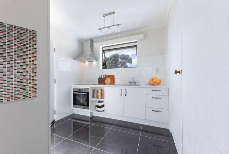 4/2 Riverview Road Panmure_6