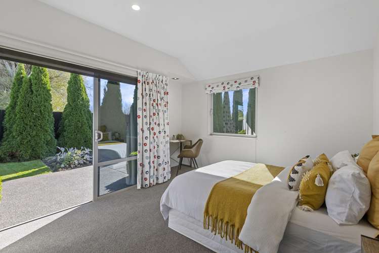 21 Croftwood Lane Harewood_9