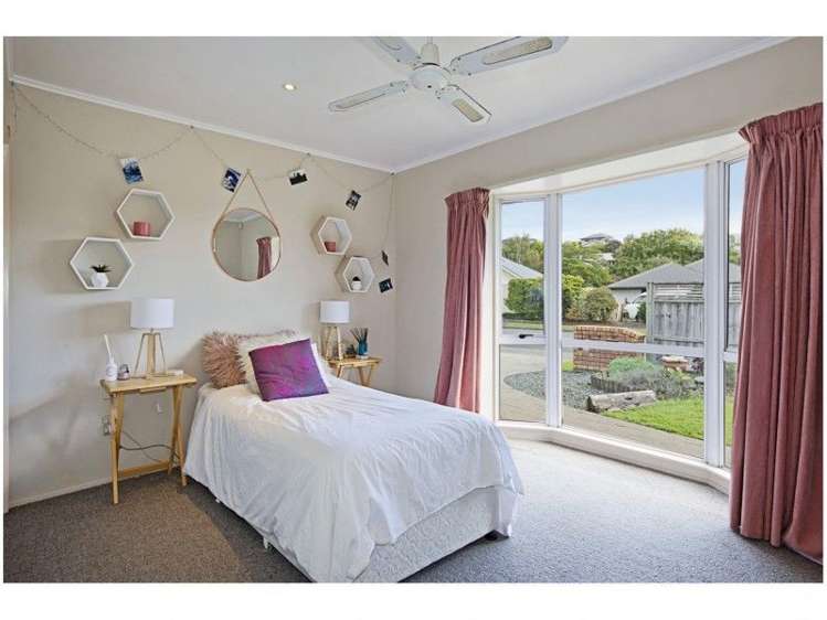 33 Rochfort Drive Richmond_13