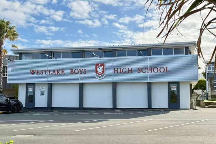 29/82 East Coast Road Milford_17