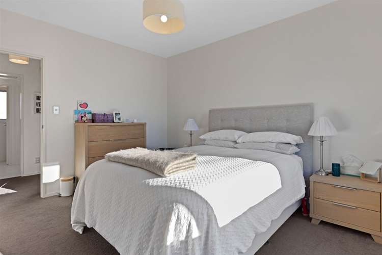 3/71 Office Road Merivale_10