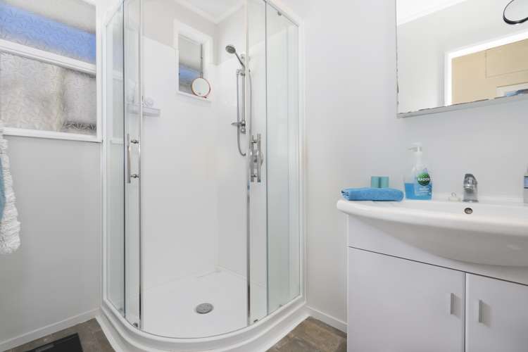 16 Laurence Street Gate Pa_12