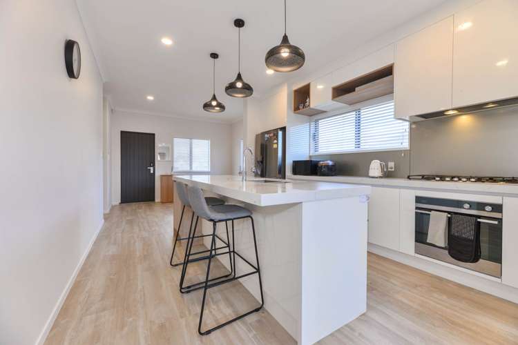 49b Titirangi Road New Lynn_3