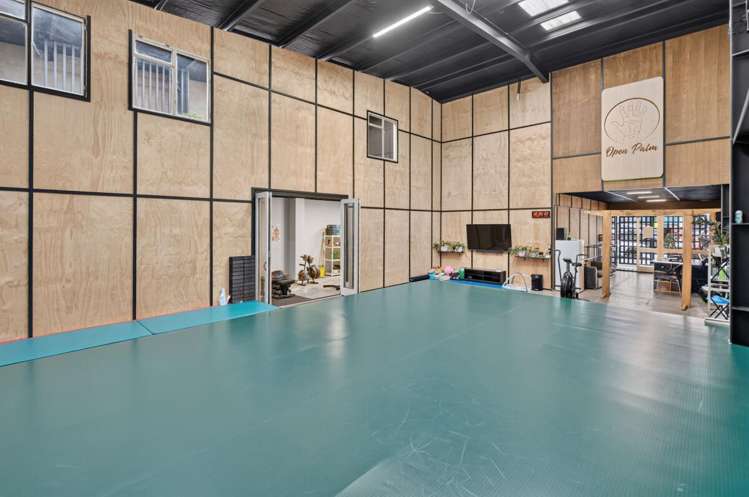 Unit 4 1063 Ferry Road Ferrymead_8
