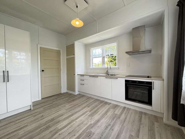 32 Riley Crescent Woolston_5