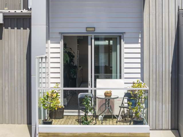 26 Ceramic Lane New Lynn_3