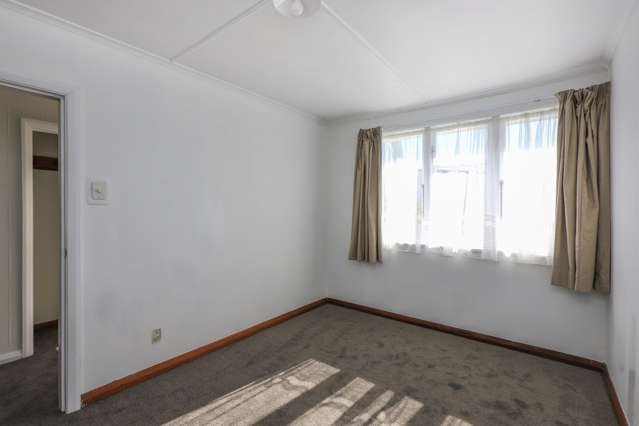 1203 Beatty Place Mayfair_4