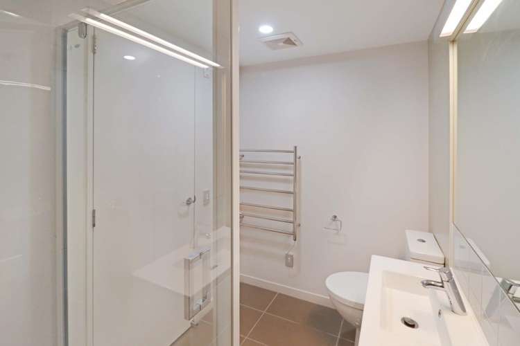 7H/11 Tennyson Street 2185_11