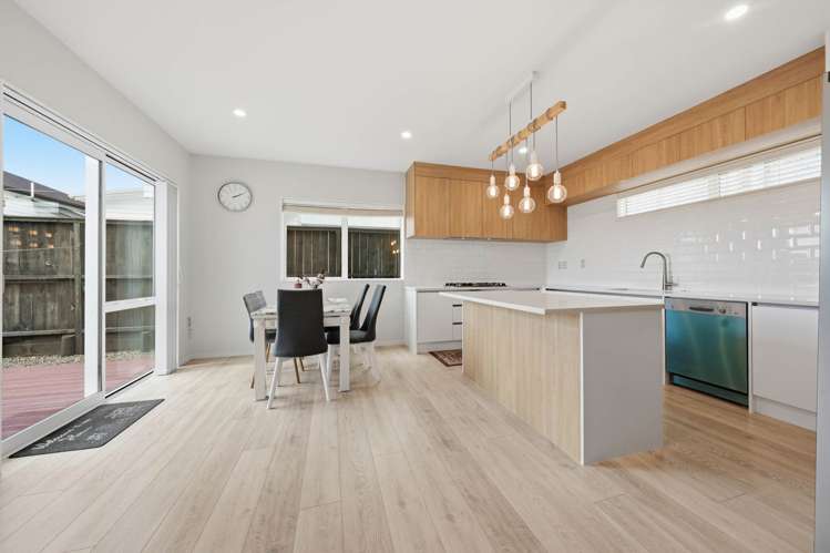 82C Moore Street Howick_3