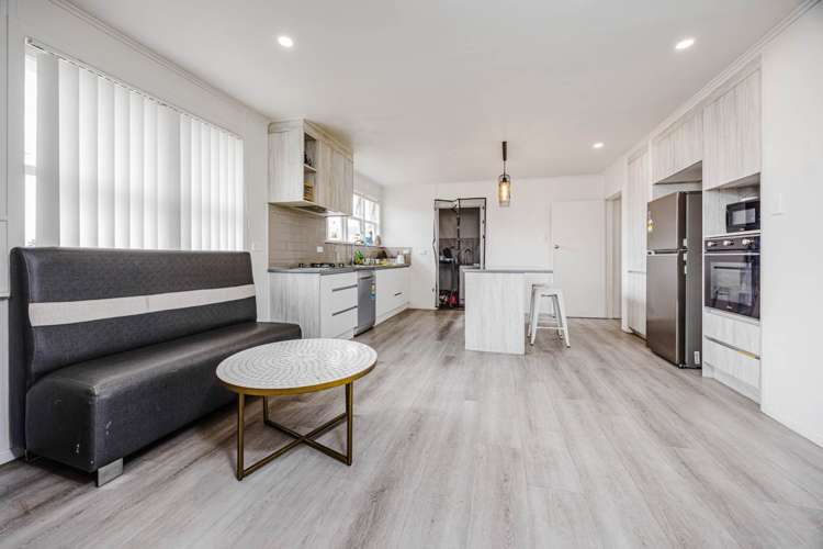 128 & 128A Wyllie Road Papatoetoe_2