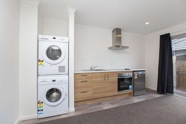  1/9 Hibiscus Avenue Hamilton Lake_1