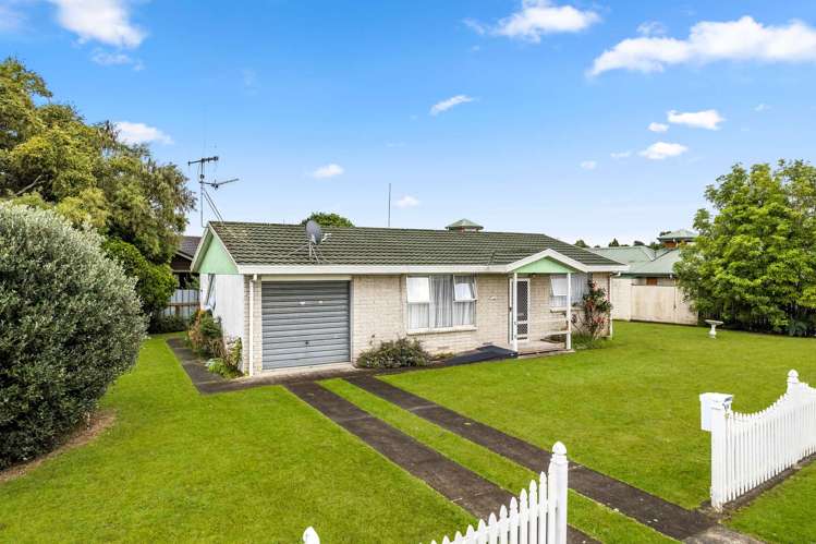 40 Tuhikaramea Road Dinsdale_1