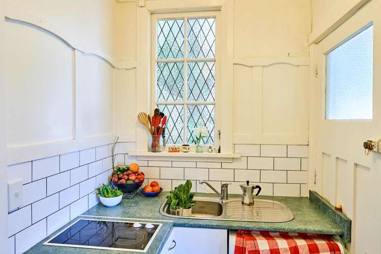 296 Oriental Parade Oriental Bay_13