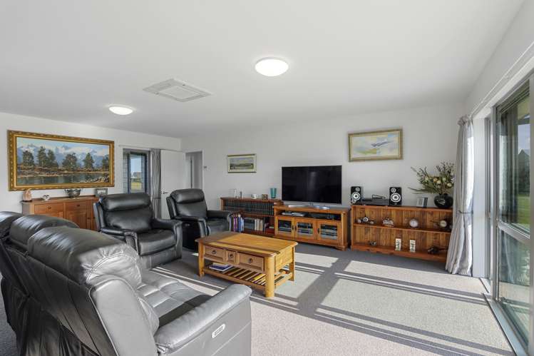 11 Brampton Drive West Melton_10