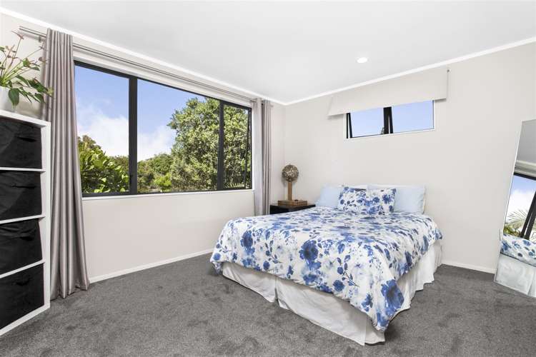 147e Glengarry Road Glen Eden_9