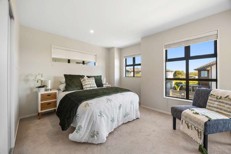 21 Irving Place Hobsonville_16