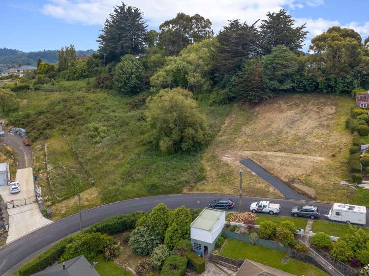 40 and 42 Waldron Crescent Green Island_10