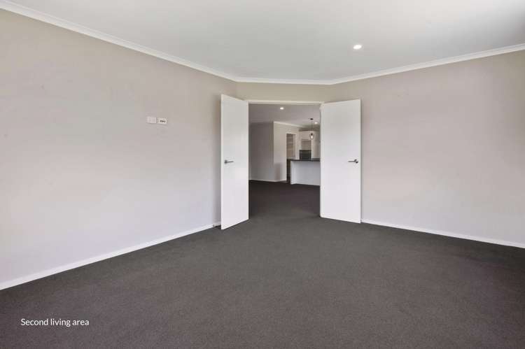 27 Pukeko Way Kinloch_11