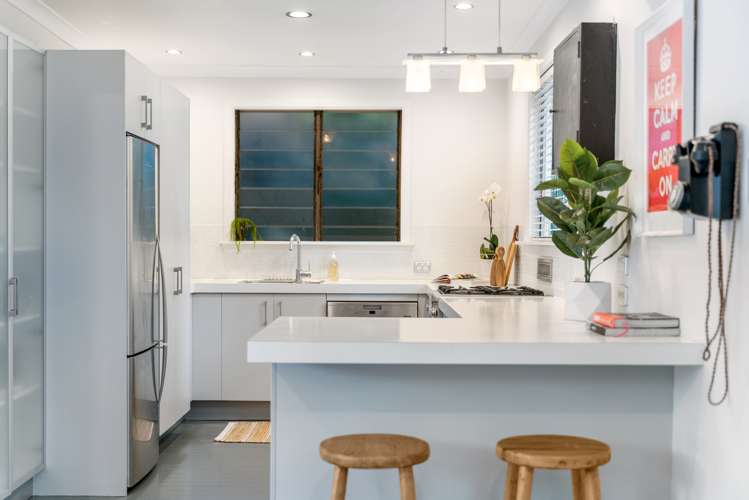 191 Glengarry Road Glen Eden_6