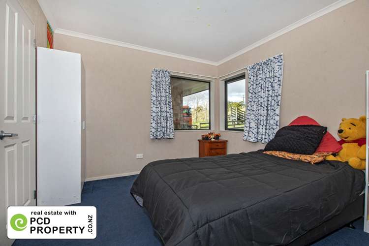84 Valley View Road Otaika_15