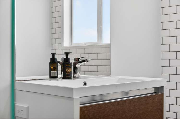 6 Sophia Place Karaka_49