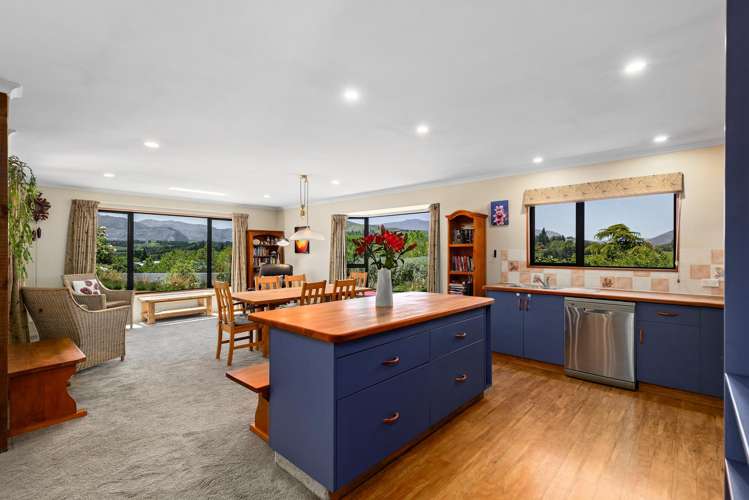 2 Bramshill Drive Lower Shotover_13