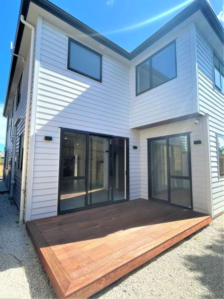 2b Askew Place Farm Cove_18