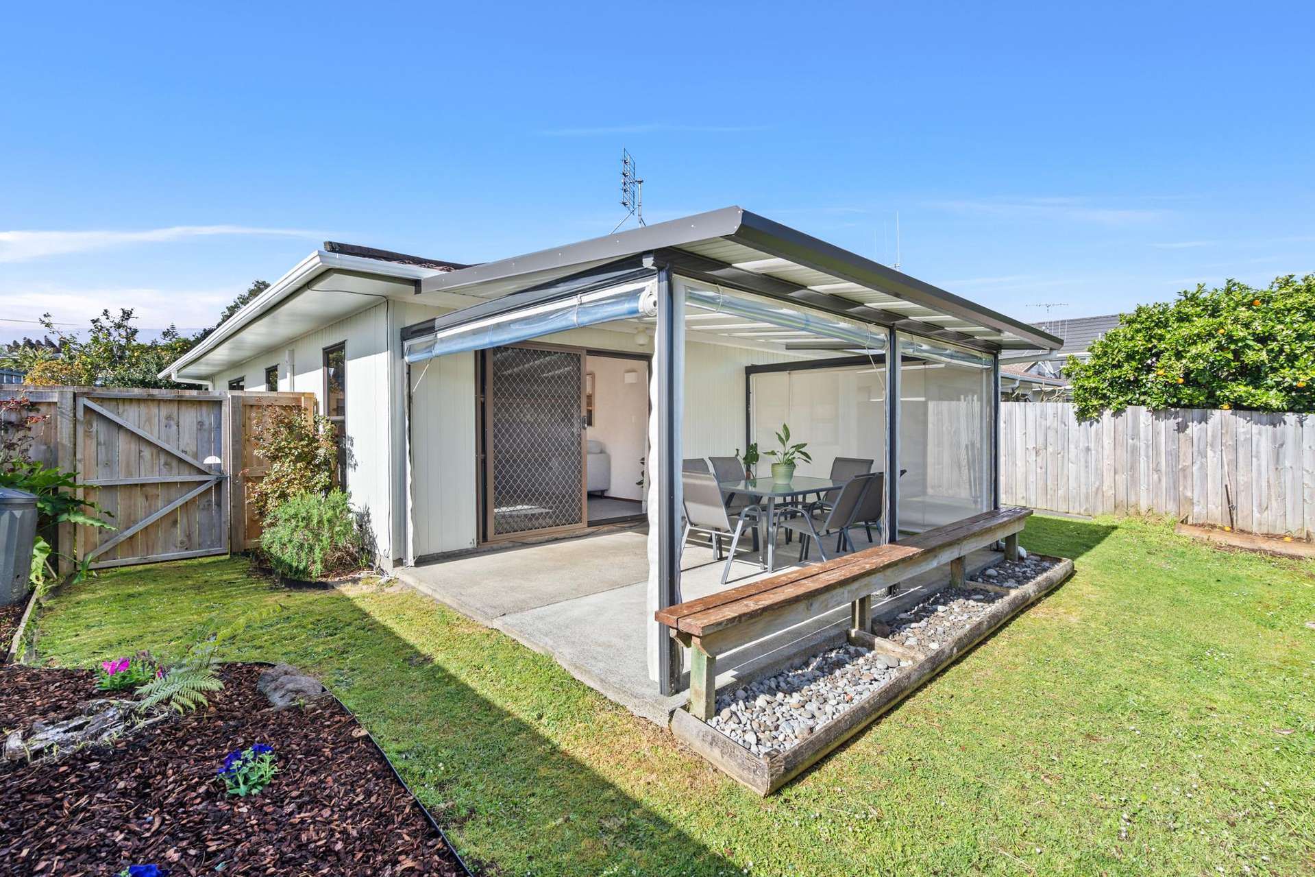 1/7 Crawford Crescent Te Kamo_0