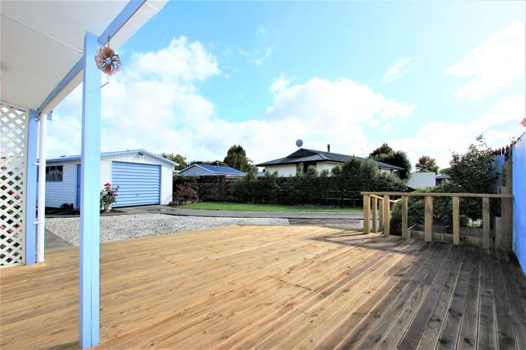 6 Saul Lane Springlands_11