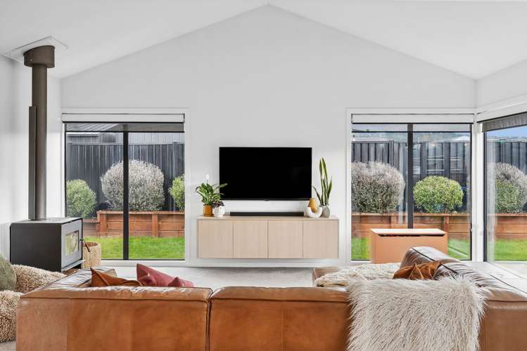 17 Cooper Crescent Luggate_5