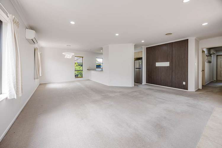 33 Belcoo Crescent East Tamaki_7