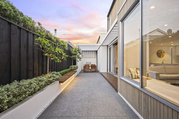 45 Clissold Street Merivale_12