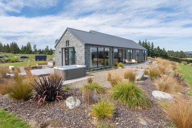 155 Sinclair Road Te Anau_3