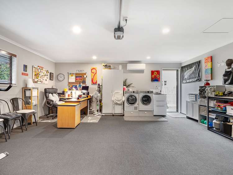 6 Stonebridge Park Drive Holdens Bay_20