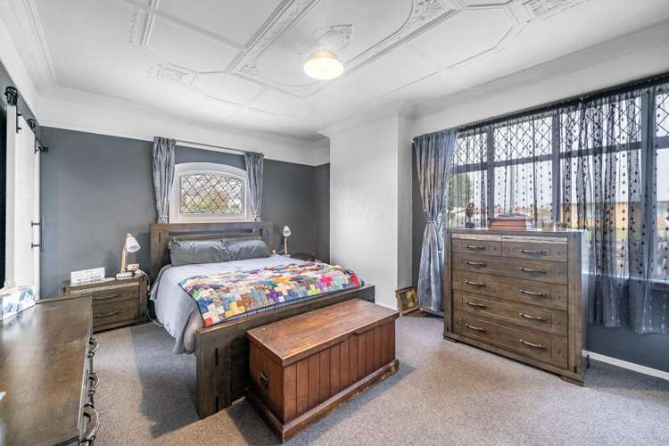 8 Burns Street Mataura_11