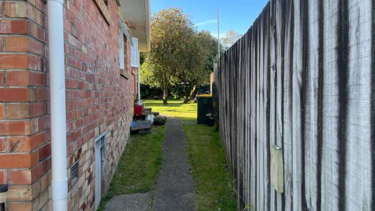 24 Harbour View Road Te Atatu Peninsula_10