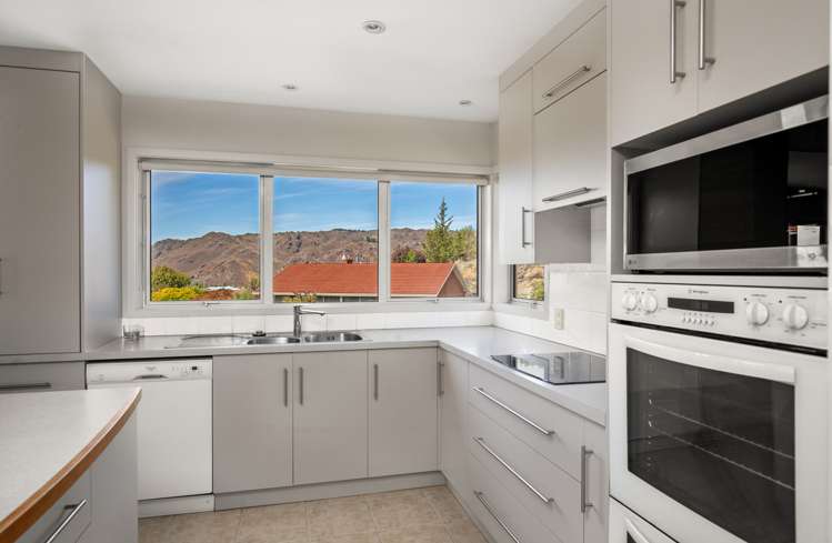 16 Aronui Road Alexandra_5