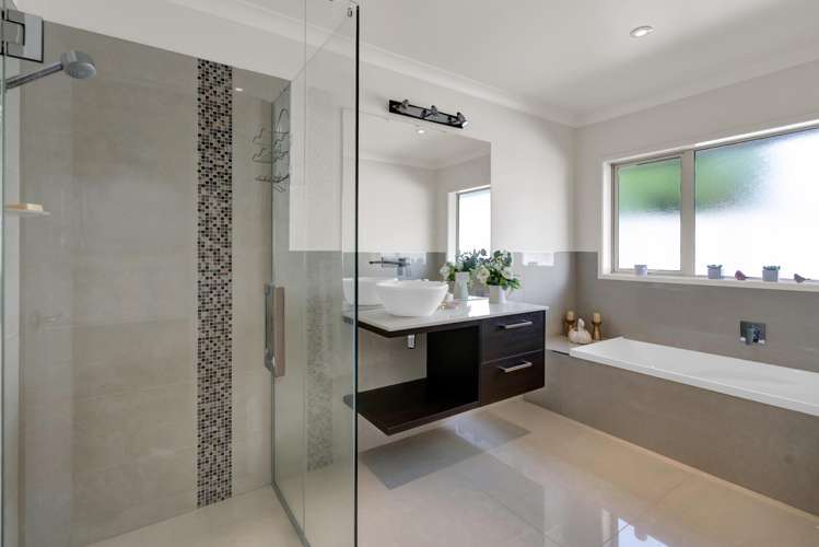 7 Portland Drive Highlands Park_18